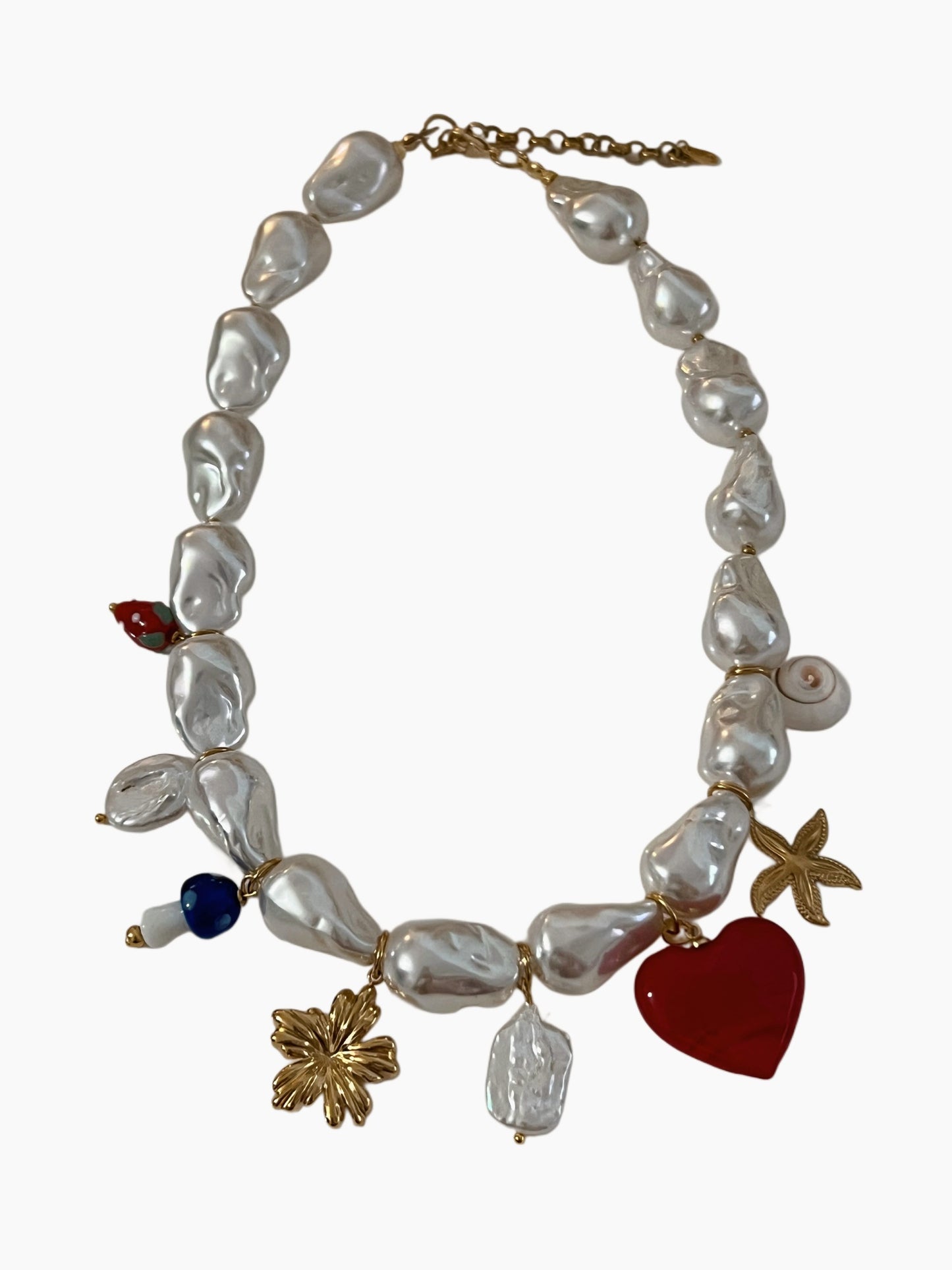 Pearls necklace