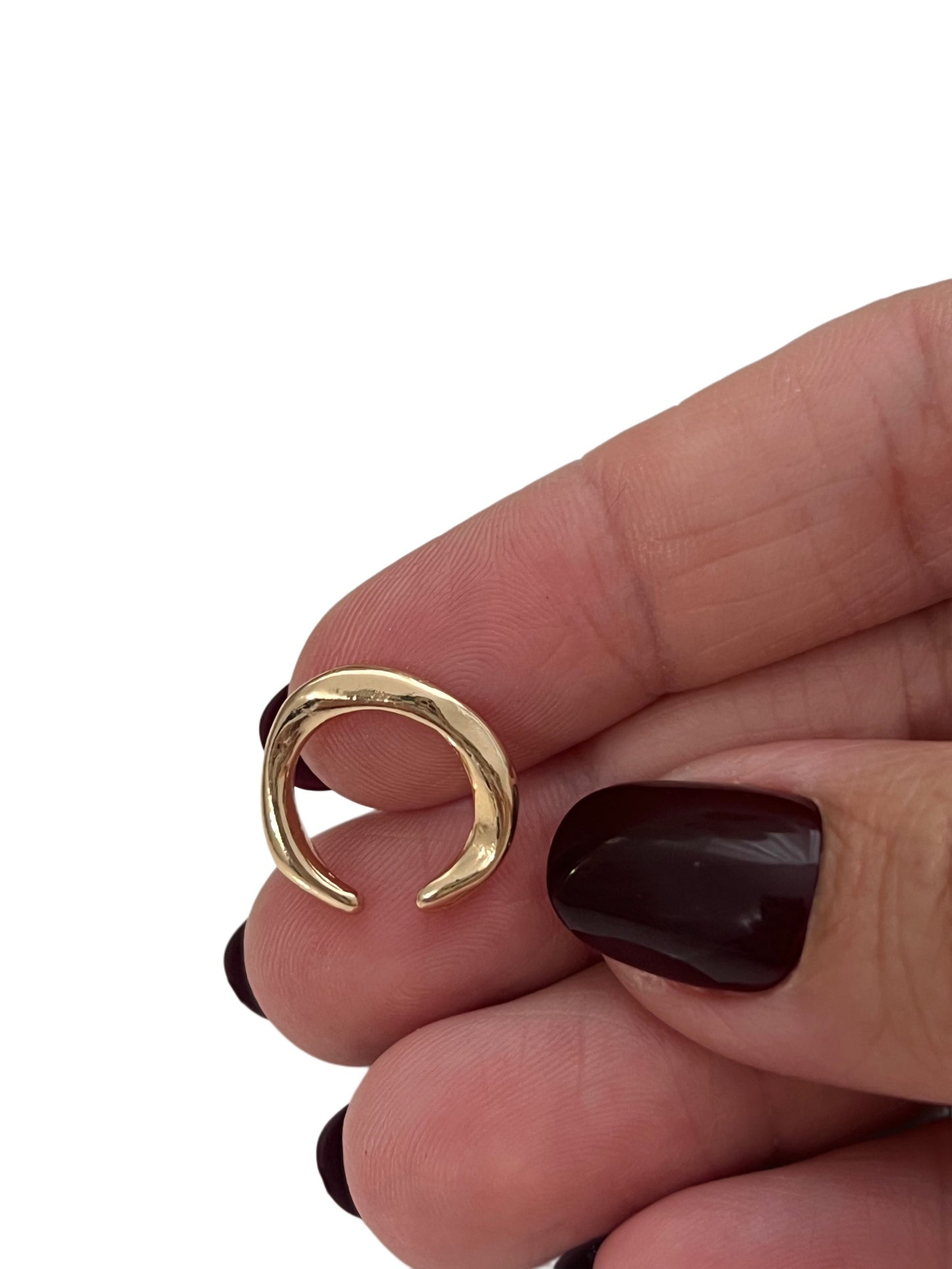 Tiny earcuff