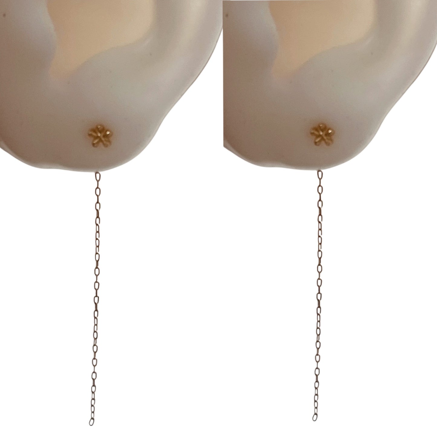 Dainty flower earrings