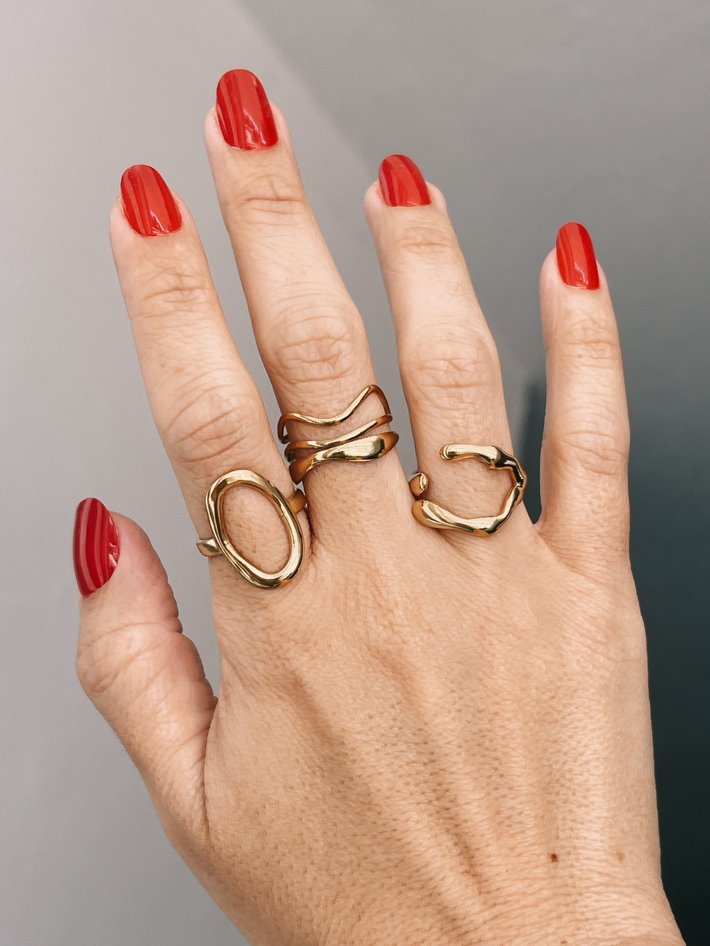 Embrace ring