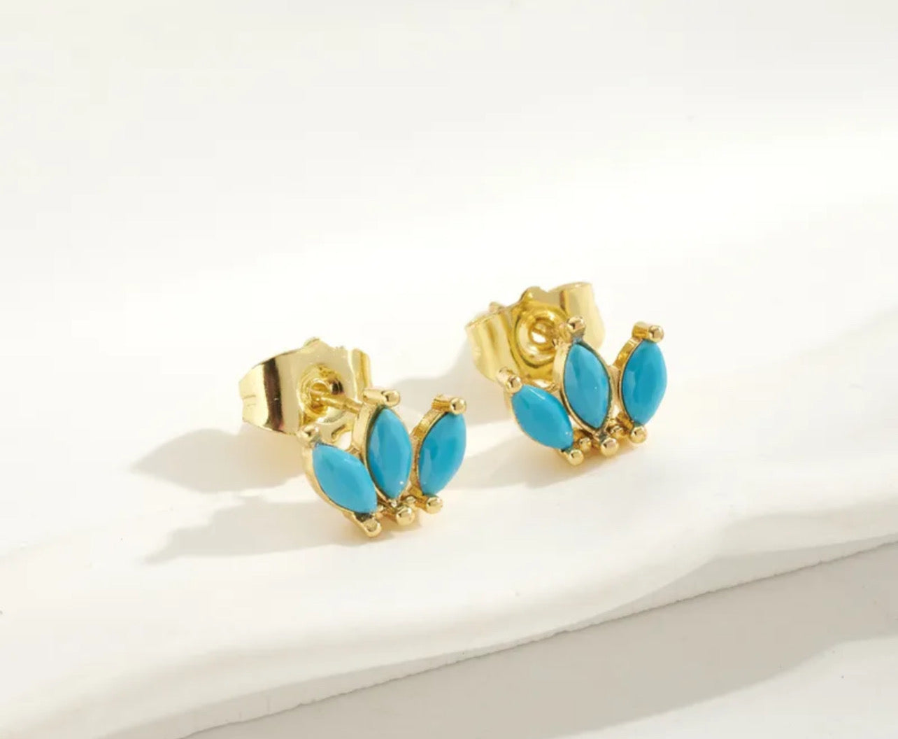 Studs turquesa