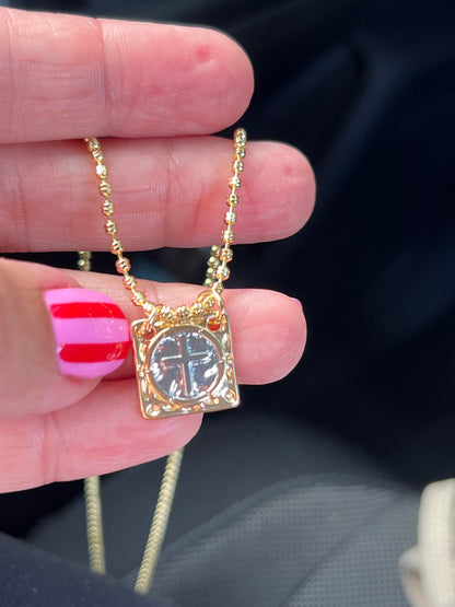Cross gold & silver chain