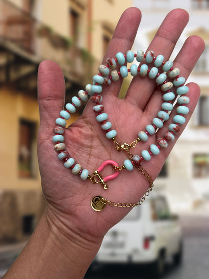 Camelia necklace