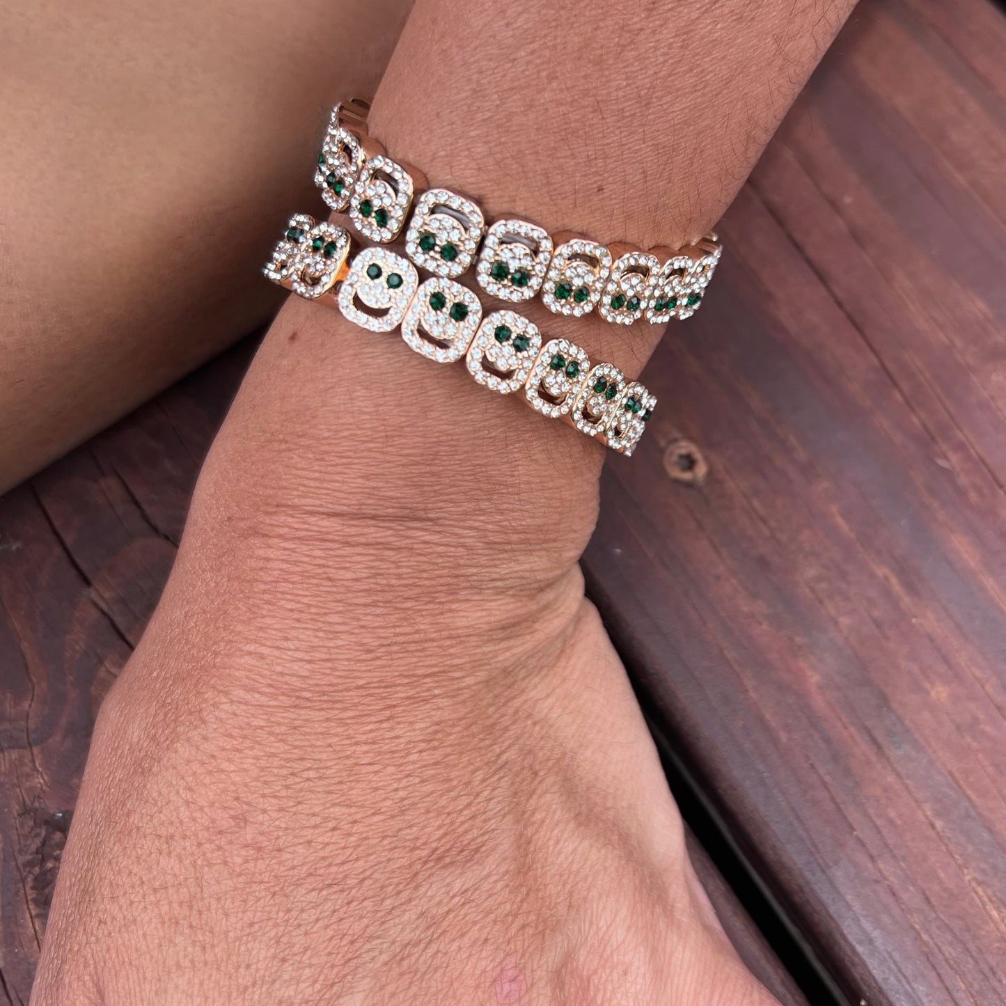 Happy-face bracelet