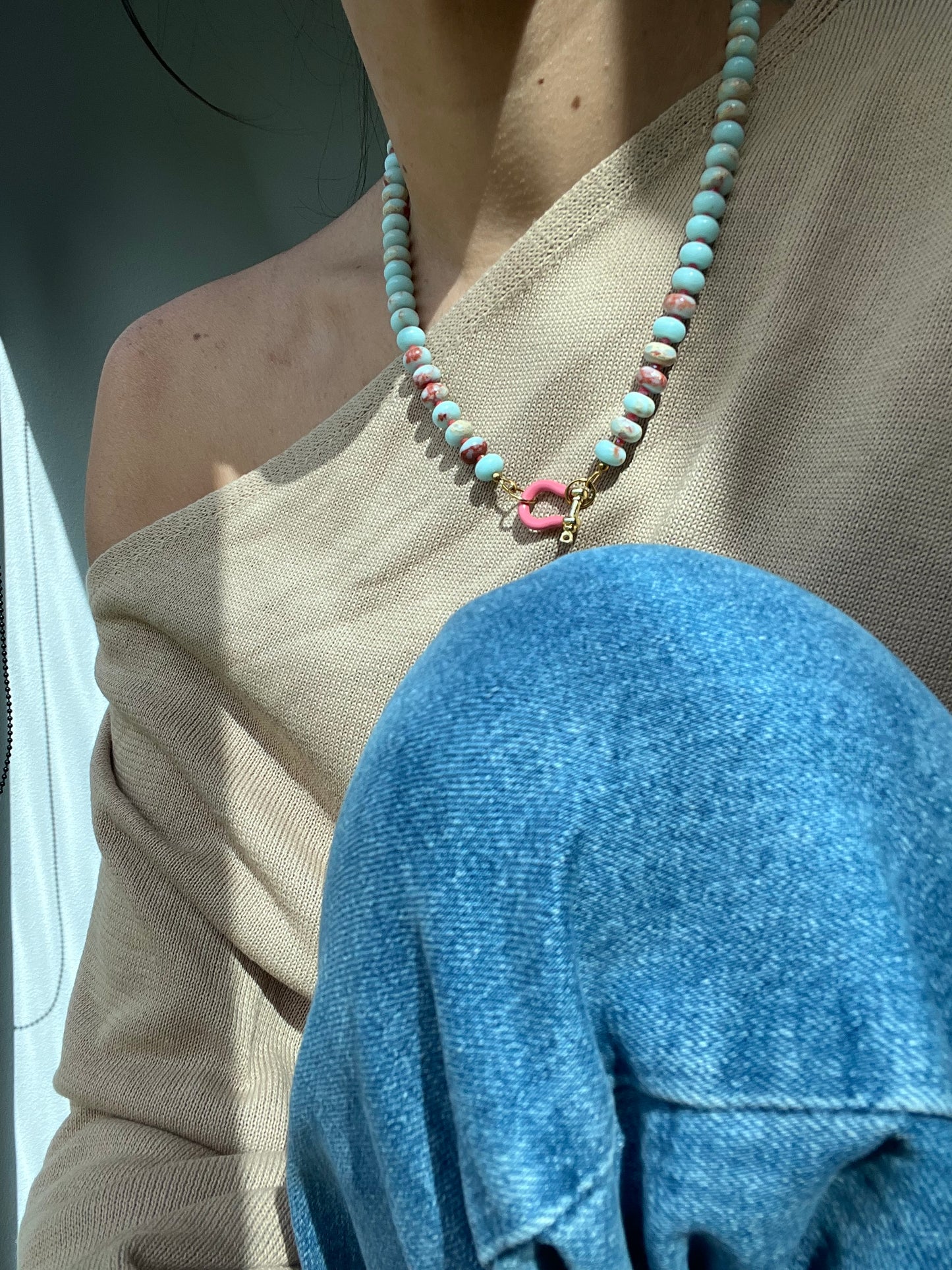 Camelia necklace
