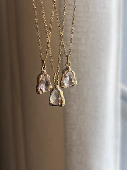 Cleo chain