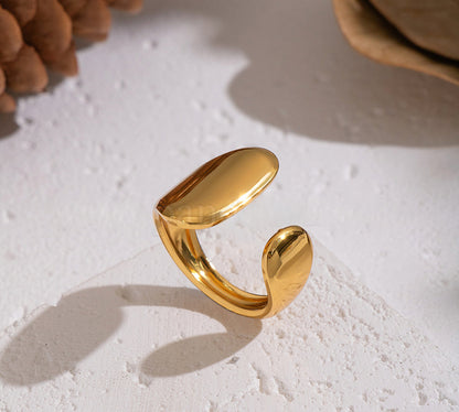 Amalia ring