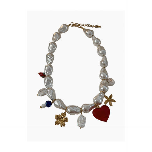 Pearls necklace