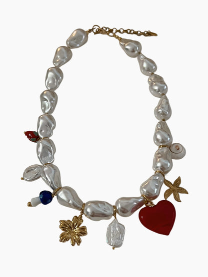 Pearls necklace