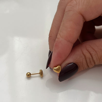 Mini heart earrings