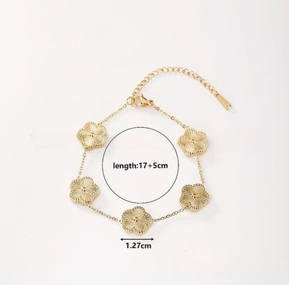 Clover bracelet