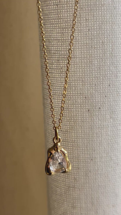 Cleo chain